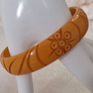 Butterscotch Orange Carved Flower Design Art Deco Bakelite Bangle Bracelet SOLD